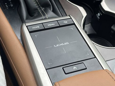 Used 2022 Lexus RX 450h AWD w/ Premium Package image 34