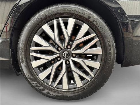 Used 2024 Nissan Altima 2.5 SV image 9