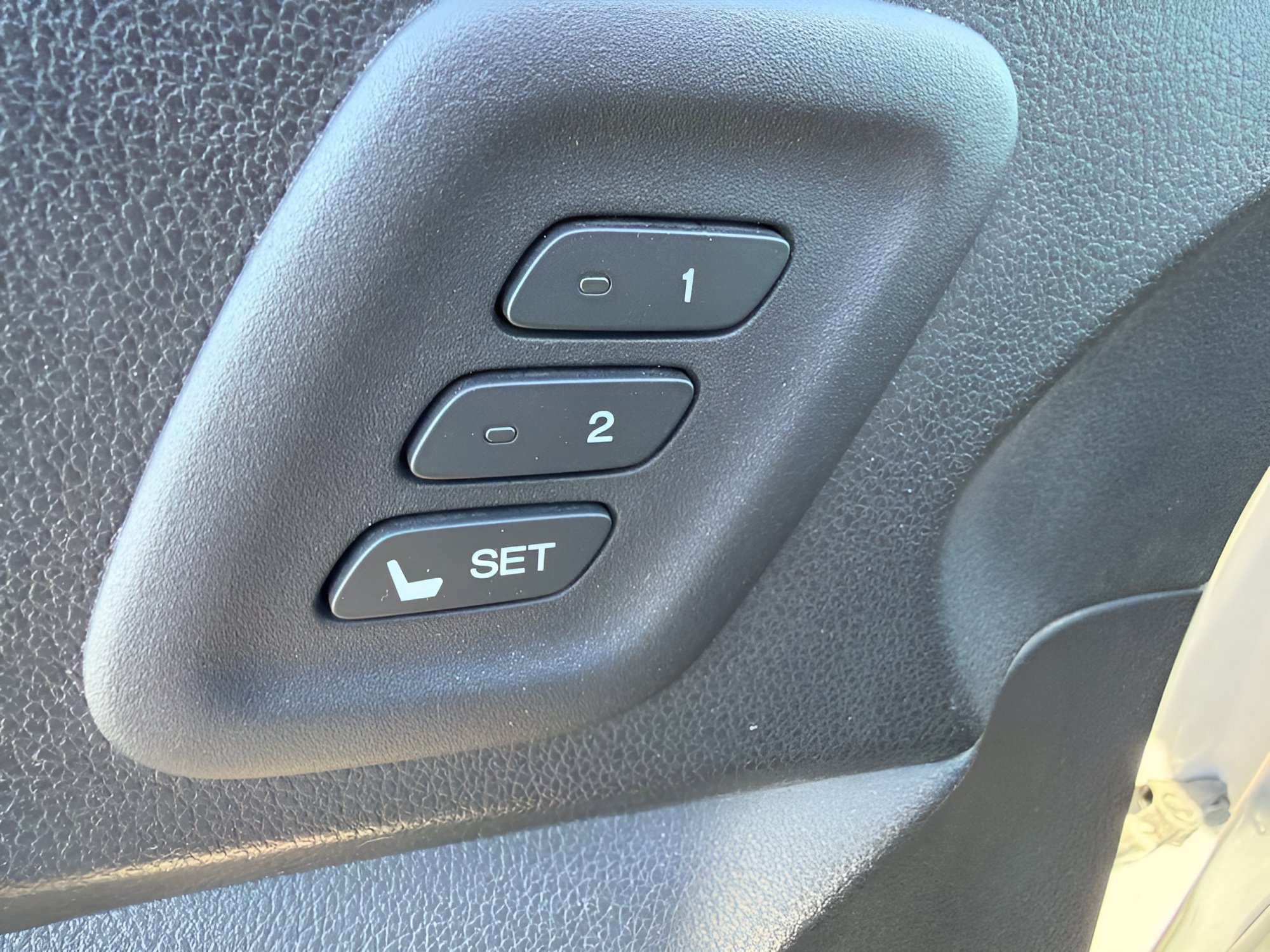 Used 2016 Honda CR-V Touring image 18