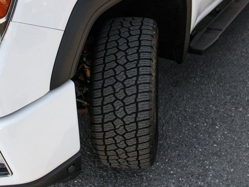 Used 2020 GMC Sierra 2500 AT4 w/ AT4 Premium Package image 47