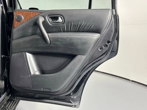 Used 2019 Nissan Armada SL w/ Premium Package image 12