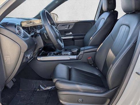 Used 2022 Mercedes-Benz GLB 250 image 18
