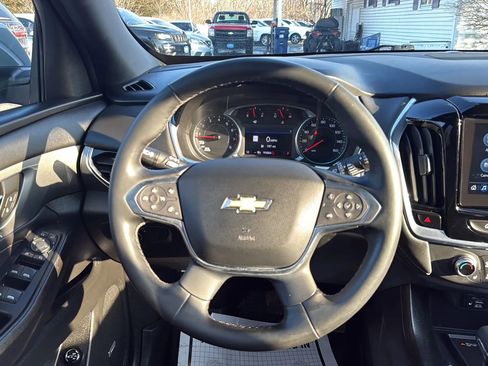 Used 2023 Chevrolet Traverse LT w/ LT Premium Package AWD/4WD image 26