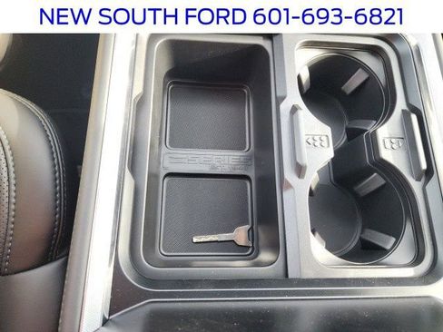 New 2025 Ford F250 Platinum image 24