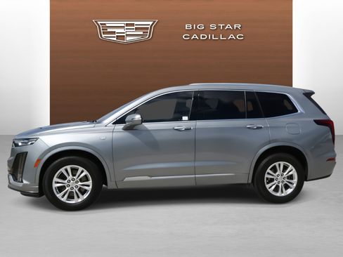 Used 2023 Cadillac XT6 Luxury image 2