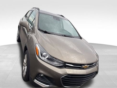 Used 2020 Chevrolet Trax Premier image 17