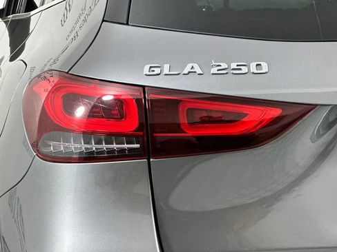 Used 2021 Mercedes-Benz GLA 250 image 35
