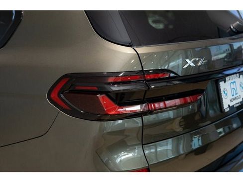 New 2026 BMW X7 xDrive40i w/ M Sport Package image 53