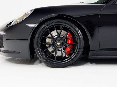 Used 2017 Porsche 911 Carrera GTS RWD image 9