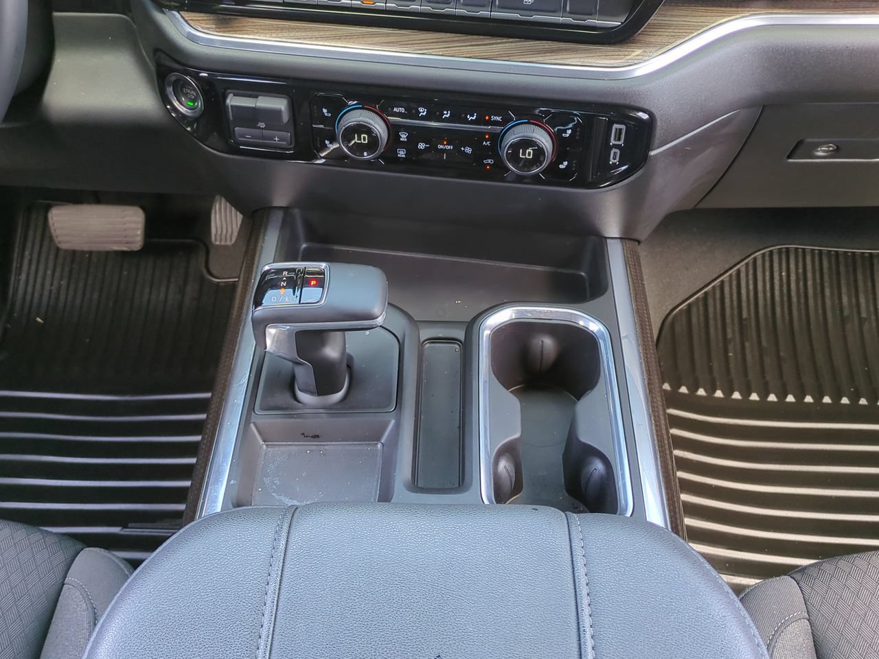 Used 2025 Chevrolet Silverado 1500 RST RWD image 19