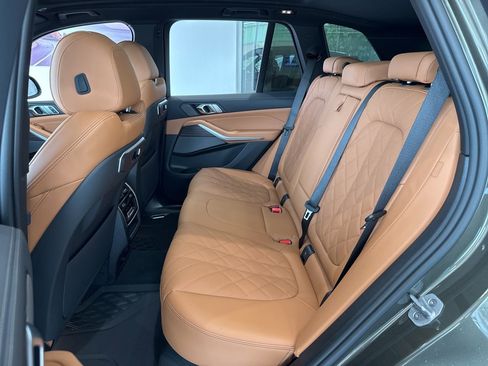 New 2026 BMW X5 xDrive40i w/ M Sport Package AWD/4WD image 40