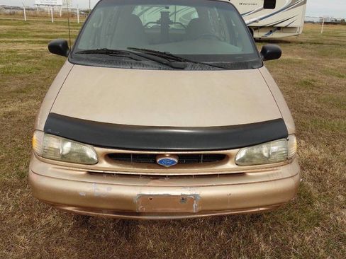 Used 1995 Ford Windstar LX image 8