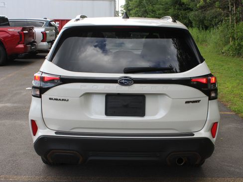 Used 2025 Subaru Forester Sport AWD/4WD image 6