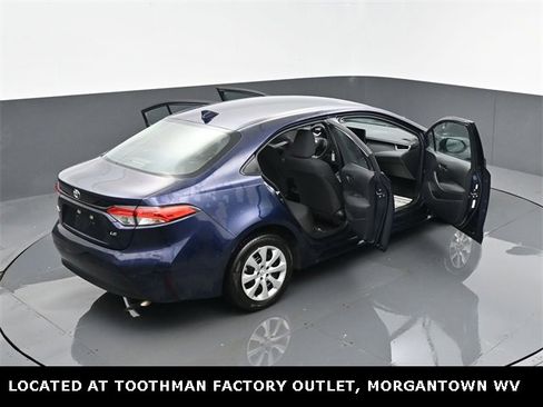 Used 2025 Toyota Corolla LE image 25