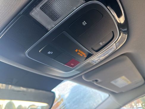 Used 2025 Hyundai Sonata SE image 25