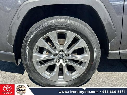 Used 2023 Toyota RAV4 XLE Premium AWD/4WD image 12