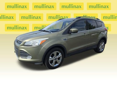 Used 2014 Ford Escape SE w/ Equipment Group 201A AWD/4WD image 8