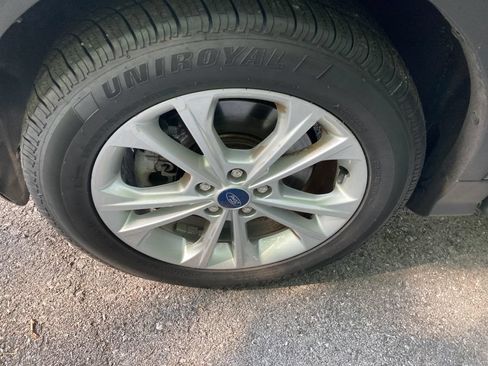Used 2019 Ford Escape SE AWD/4WD image 35