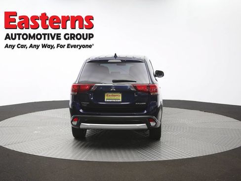 Used 2018 Mitsubishi Outlander ES AWD/4WD image 35