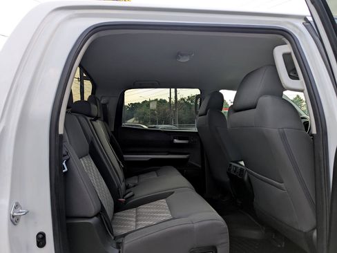 Used 2021 Toyota Tundra SR5 w/ SR5 Upgrade Package image 17