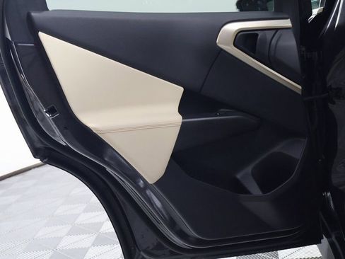 Used 2025 BMW X3 xDrive30i w/ Convenience Package image 13