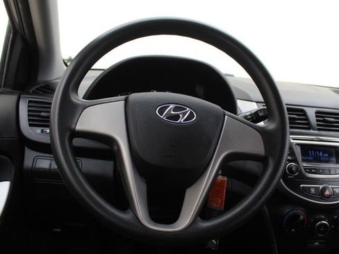 Used 2016 Hyundai Accent SE image 21