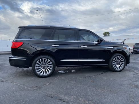 Used 2018 Lincoln Navigator Reserve w/ Technology Package image 5
