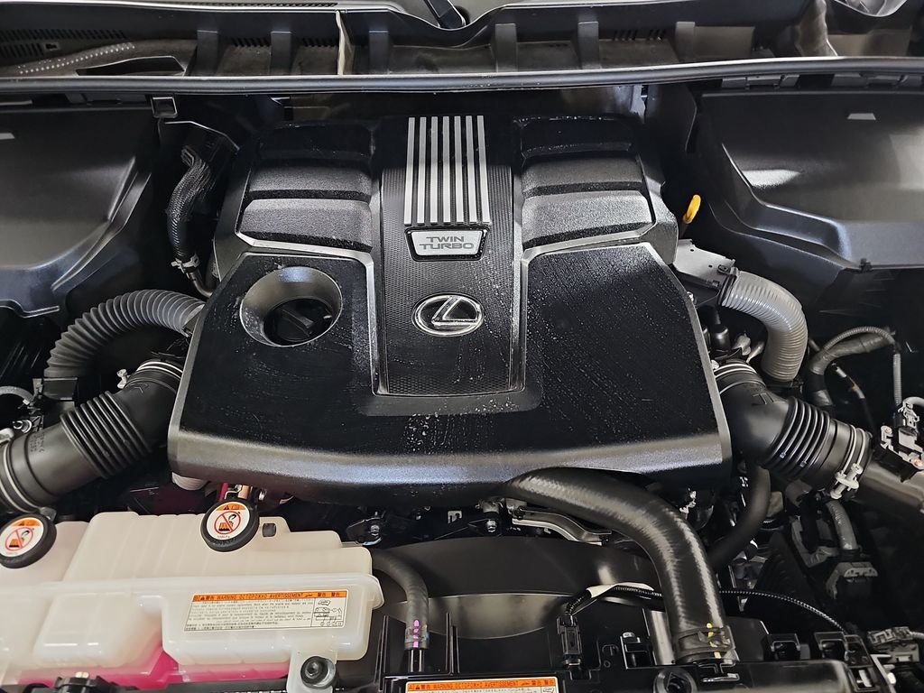 Certified 2025 Lexus LX 600 4WD w/ Appearance Package image 32
