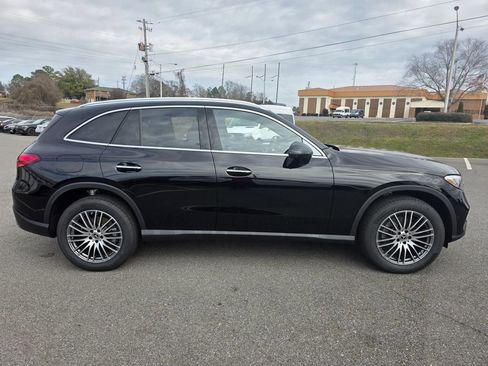 New 2026 Mercedes-Benz GLC 300 image 9