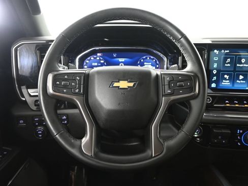 Used 2024 Chevrolet Silverado 1500 High Country w/ Technology Package AWD/4WD image 35