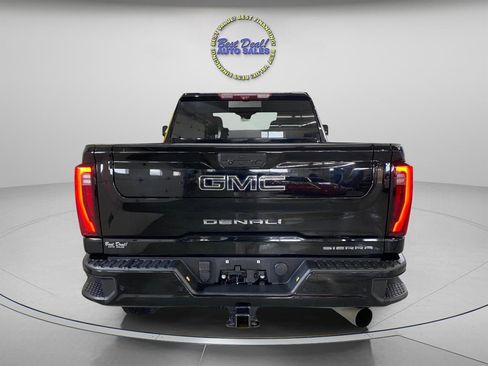 Used 2024 GMC Sierra 2500 Denali w/ Denali Reserve Package image 4