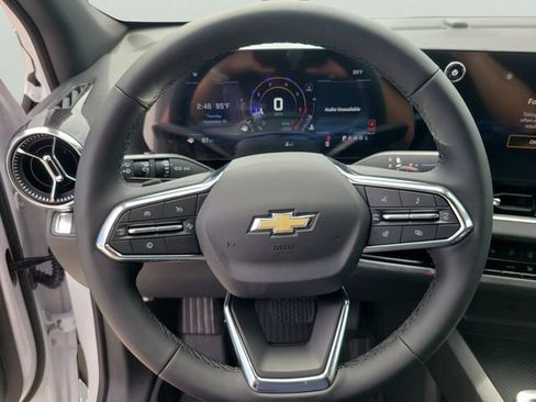 New 2026 Chevrolet Equinox LT w/ Safety and Technology Package image 23