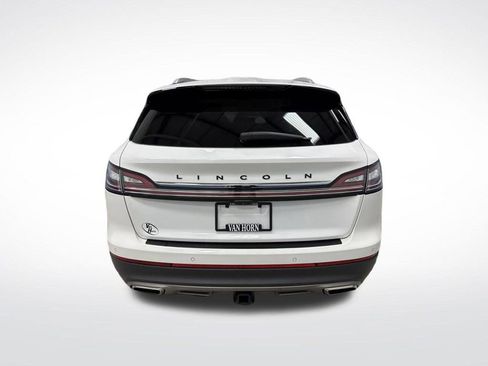 Used 2022 Lincoln Nautilus Black Label w/ Class II Trailer Tow Package image 14