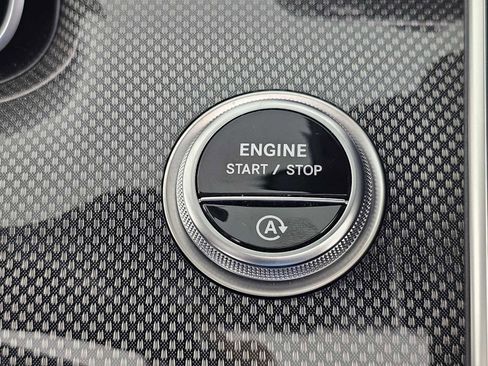 Certified 2025 Mercedes-Benz CLE 300 4MATIC Cabriolet image 30