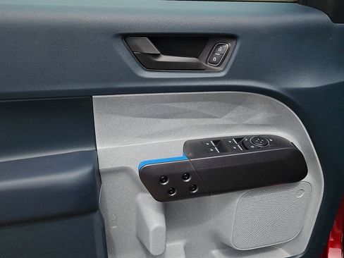 New 2026 Ford Maverick XLT FWD image 21