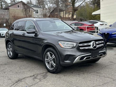 Used 2021 Mercedes-Benz GLC 300 4MATIC image 1