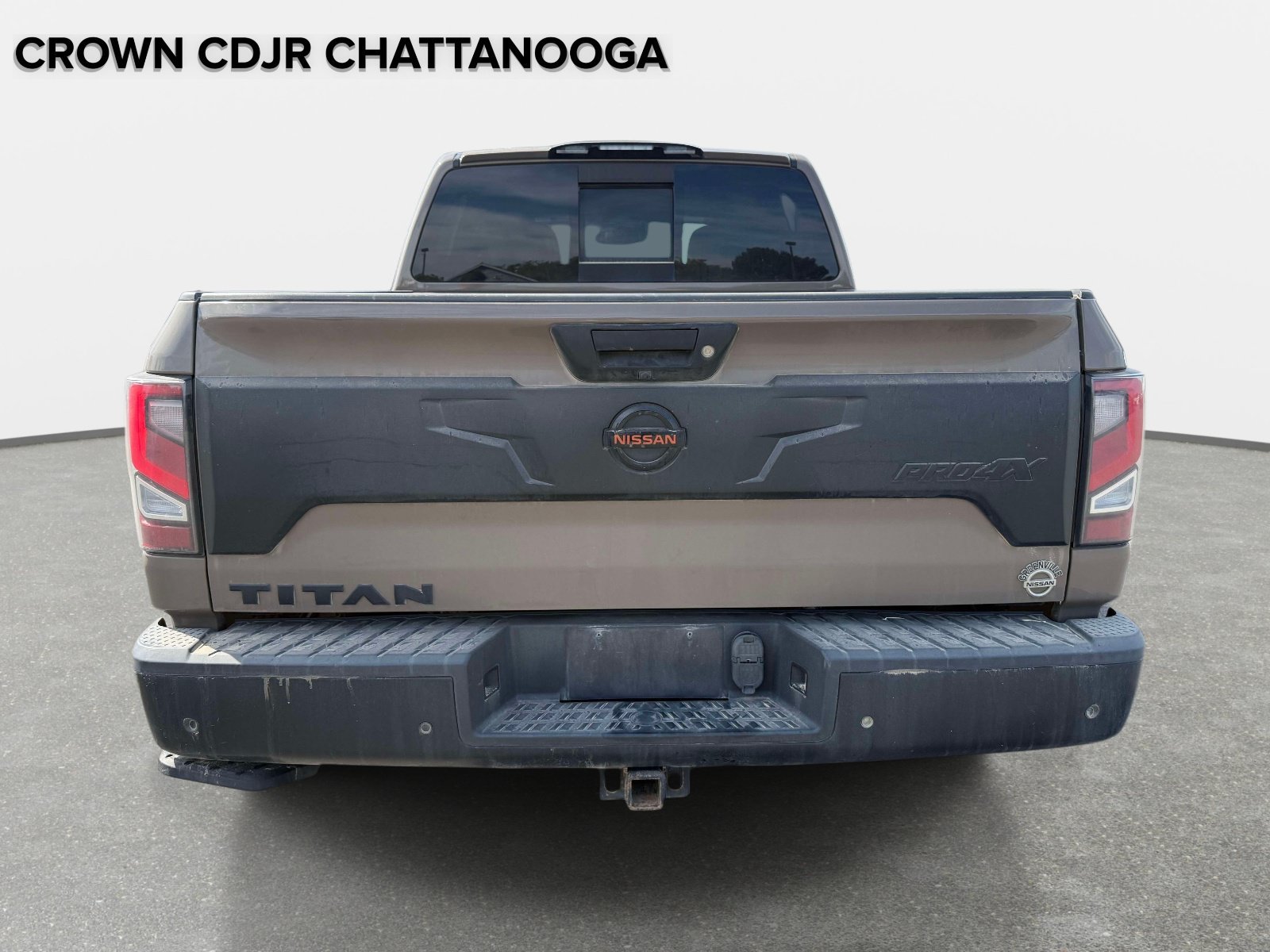 Used 2020 Nissan Titan PRO-4X w/ Pro-4x Convenience Package AWD/4WD image 4