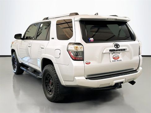 Used 2024 Toyota 4Runner SR5 Premium image 6