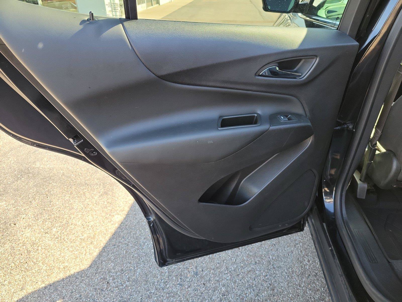 Used 2024 Chevrolet Equinox LT FWD image 14