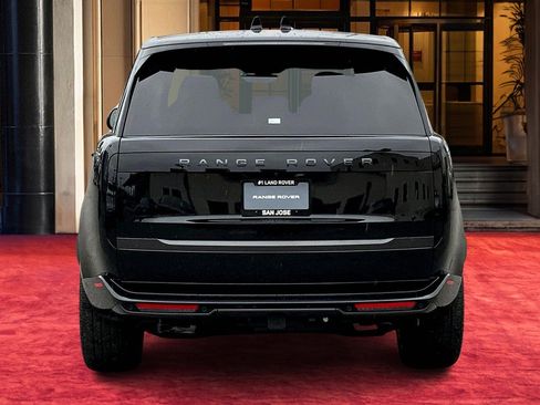 New 2025 Land Rover Range Rover SE image 5