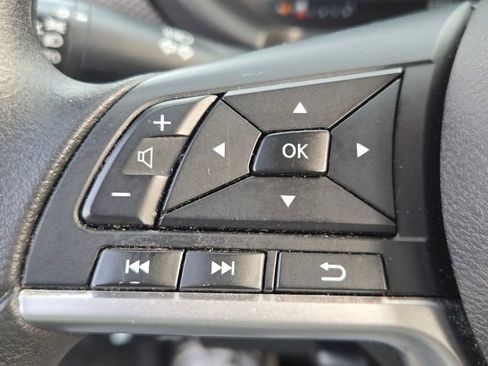 Used 2021 Nissan Kicks SV image 24