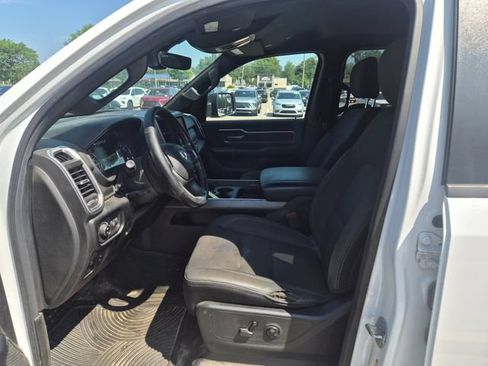 Used 2019 RAM 1500 Big Horn AWD/4WD image 13