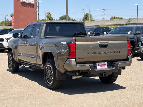 Certified 2026 Toyota Tacoma TRD Sport AWD/4WD image 43