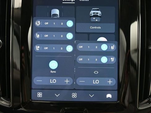 Used 2024 Volvo XC60 B5 Ultimate w/ Protection Package Premier image 17