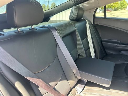 Used 2017 Chevrolet Volt Premier w/ Driver Confidence II Package FWD image 23