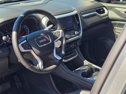Used 2023 GMC Acadia SLT w/ Preferred Package AWD/4WD image 37