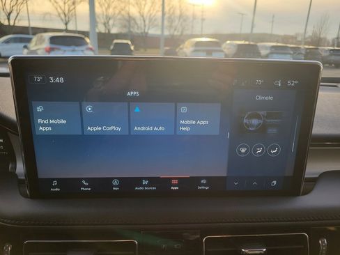 Certified 2022 Lincoln Nautilus AWD w/ Premium Package image 13