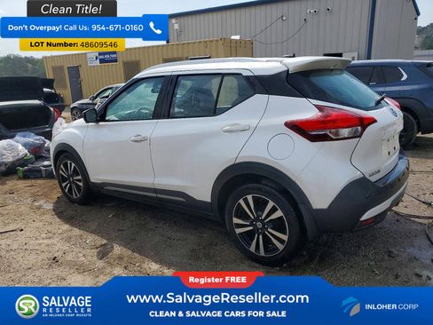 Used 2020 Nissan Kicks SR w/ SR Premium Package image 3