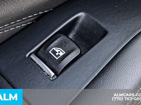 Used 2025 BMW X5 xDrive50e AWD/4WD image 53