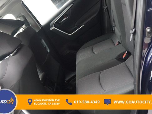 Used 2019 Toyota RAV4 XLE w/ Convenience Package AWD/4WD image 14